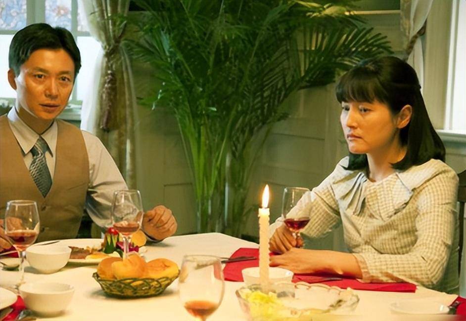 被美貌耽误的演员刘奕君,终于火了_表演_工作_机会