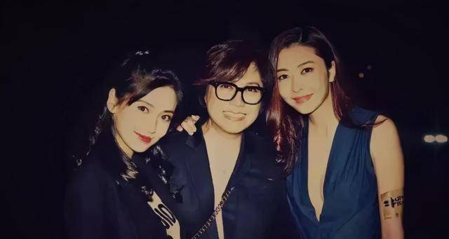 这位经纪人成功塑造了熊黛林,梁洛施这样的年轻模特,让她们爱上明星