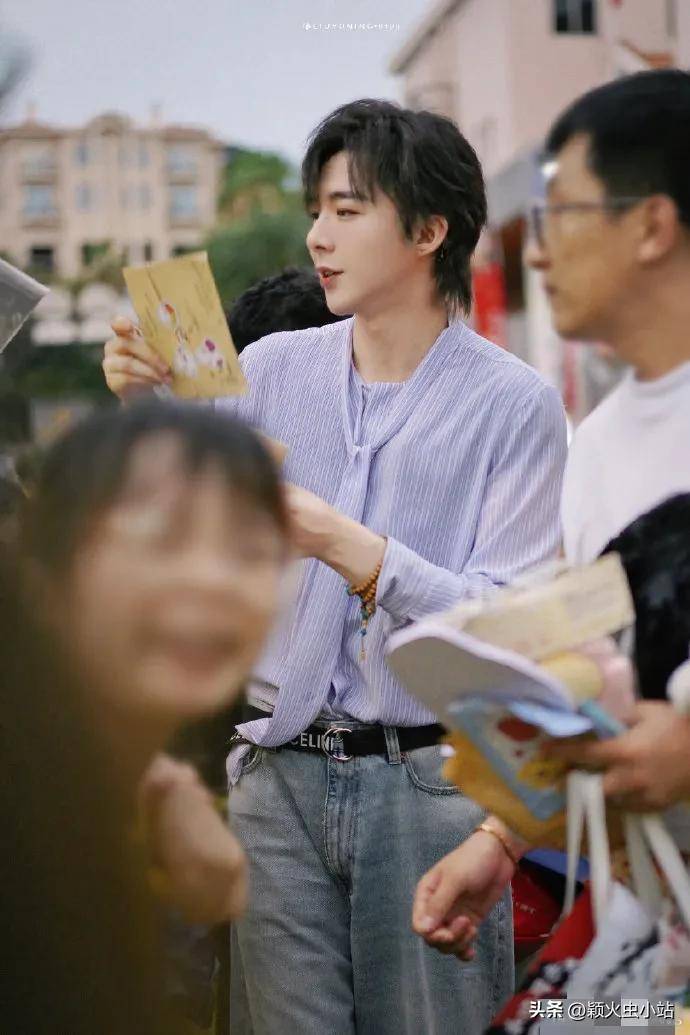 23娱瓜:徐海乔王一博林志玲迪丽热巴周雨彤田曦薇刘宇宁李一桐_互动