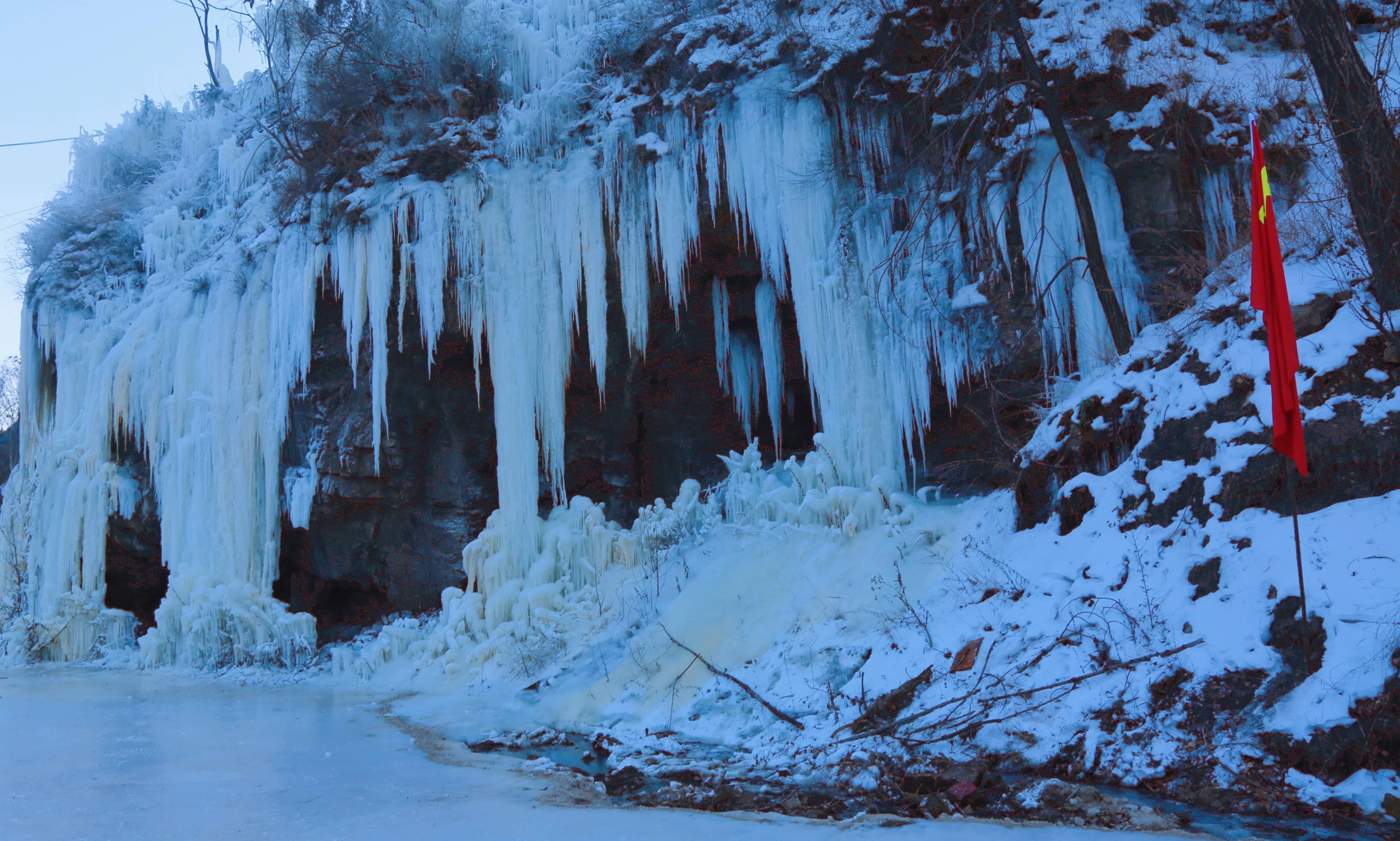 晋源区店头古堡:冰瀑美景带给村民好光景_历史_文化_景区