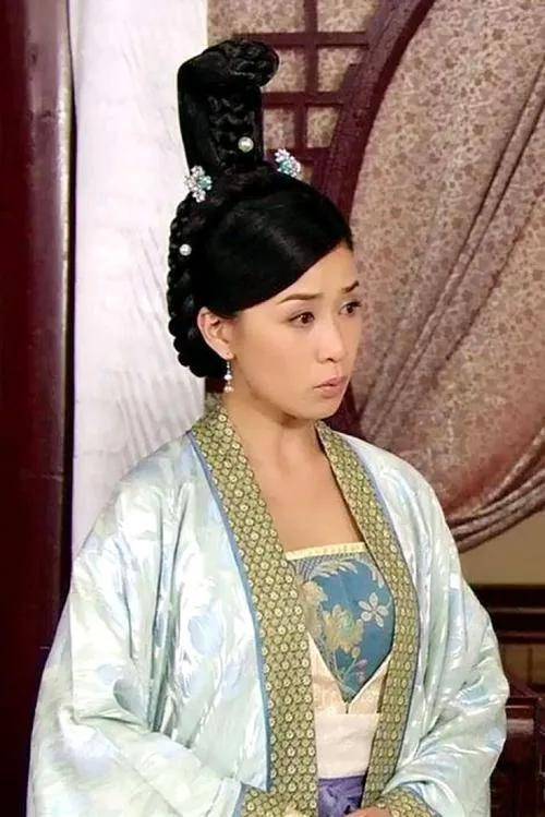 宫心计造型盘点 主角团全员得罪造型师 身为配角的她却惊鸿一瞥_影舞