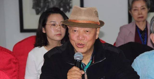 虽然歌红人不红,但是他的音乐才华令人折服_亚东_人们_旋律
