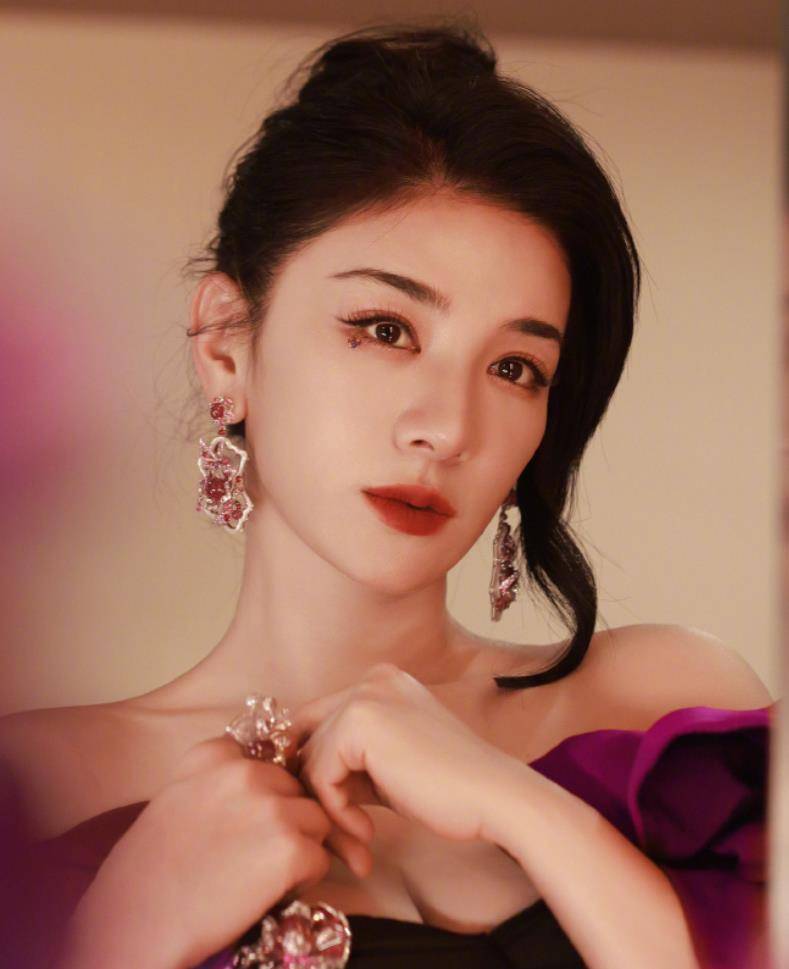 47岁黄奕为瘦身绝食3天!