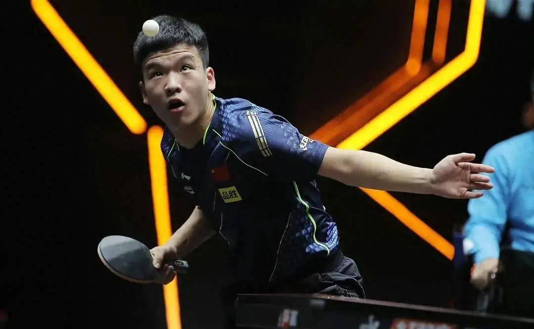 通过不断的训练不断成长,乒乓球运动员-向鹏_比赛_父母_工作