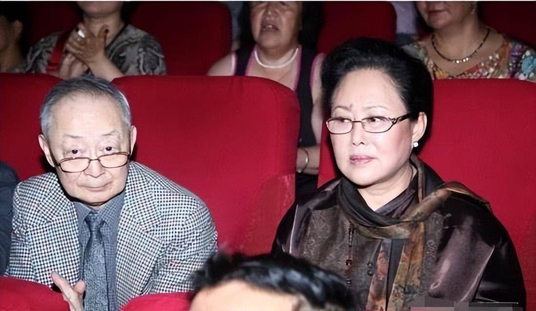 斯琴高娃:三婚男子陈亮声离去1年,她的选择令人感动_孙天相_孩子