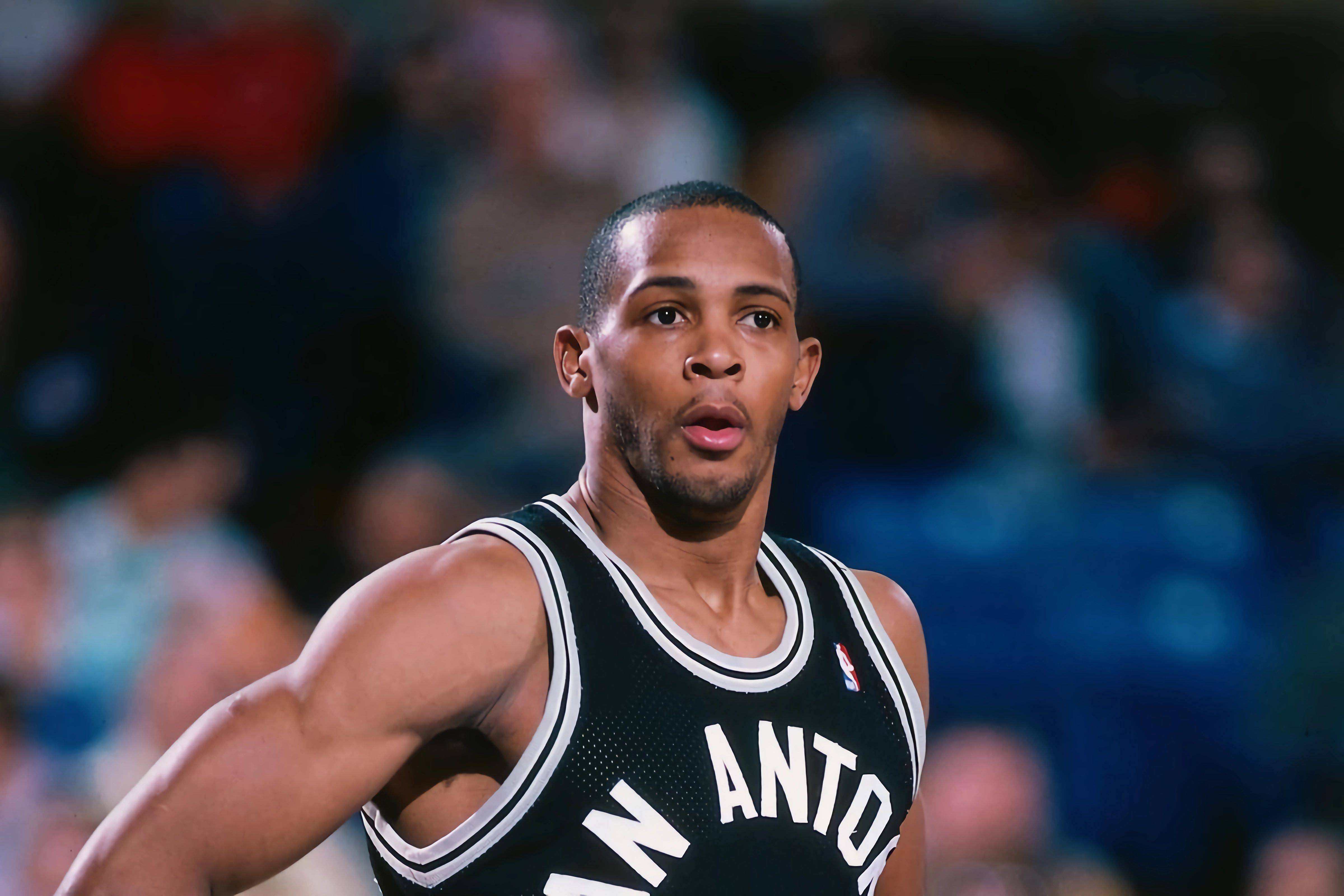 nba1984选秀,"篮球之神"是最有价值球员_生涯_荣誉_dpoy