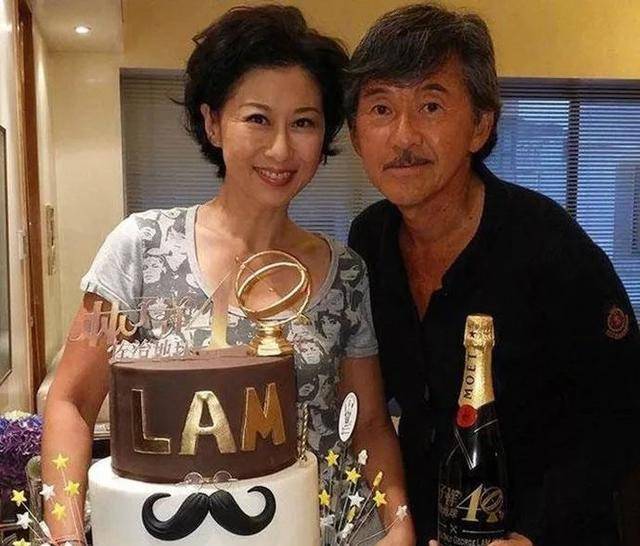 叶倩文,林子祥:两人经历过插足,婚变的争议,携手相依_明星_网友_生活