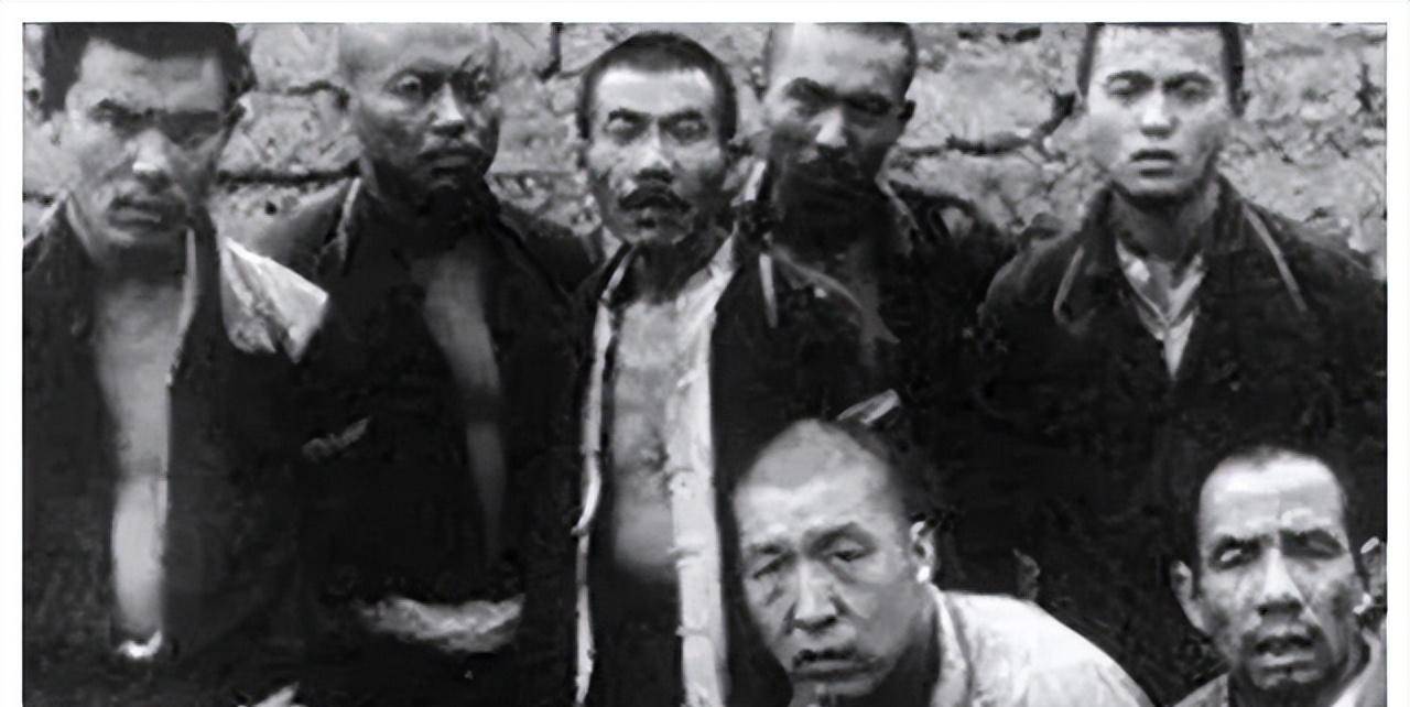 1944年,土匪头子王鼎山派人送来一纸条:请新四军接济40万发子弹_陈山