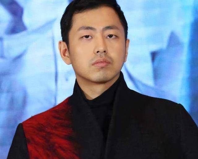 至此,警方多次在网上发文表扬王昱珩.