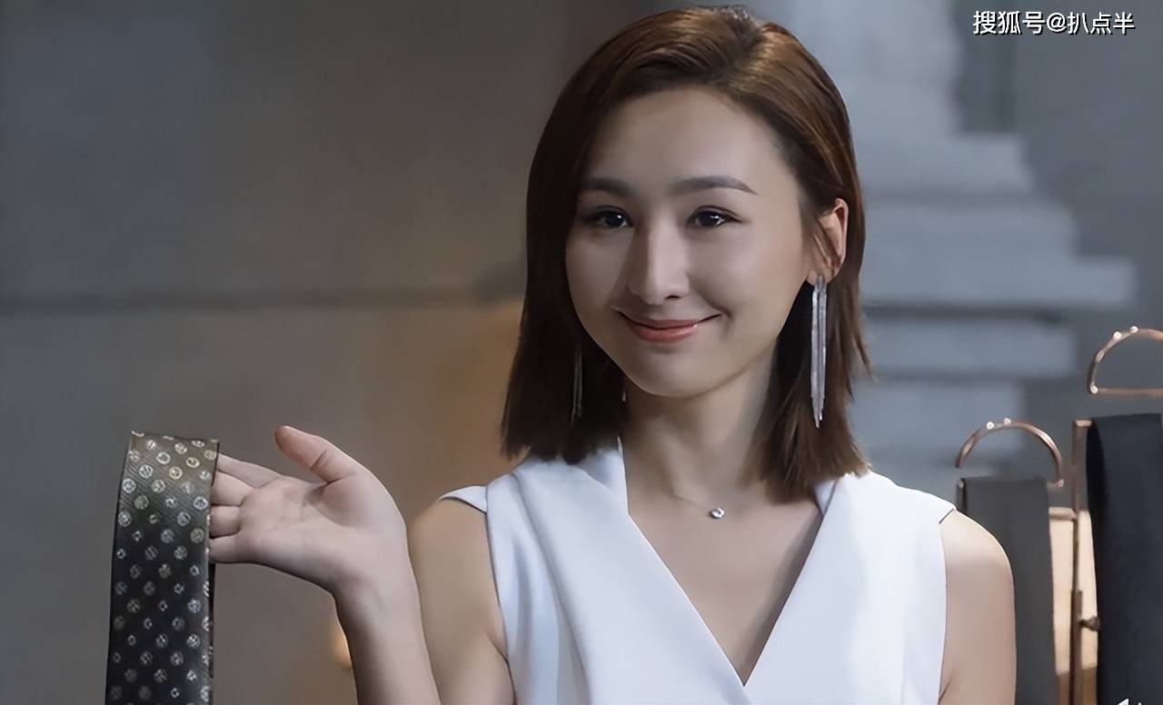 从"恶女"到最佳女配,高海宁红得不容易:几度抑郁,饱受质疑_香港_身材