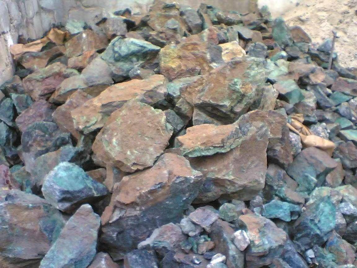 多龙铜矿图片