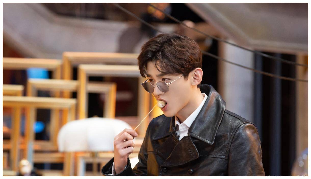 《明侦9》阵容官宣,9人回归2人新加盟,白敬亭张若昀风评差明显_玩家