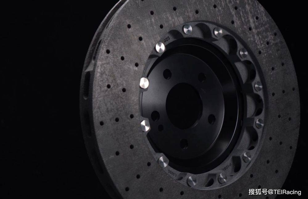 产品详解丨什么是碳陶复合材料刹车盘