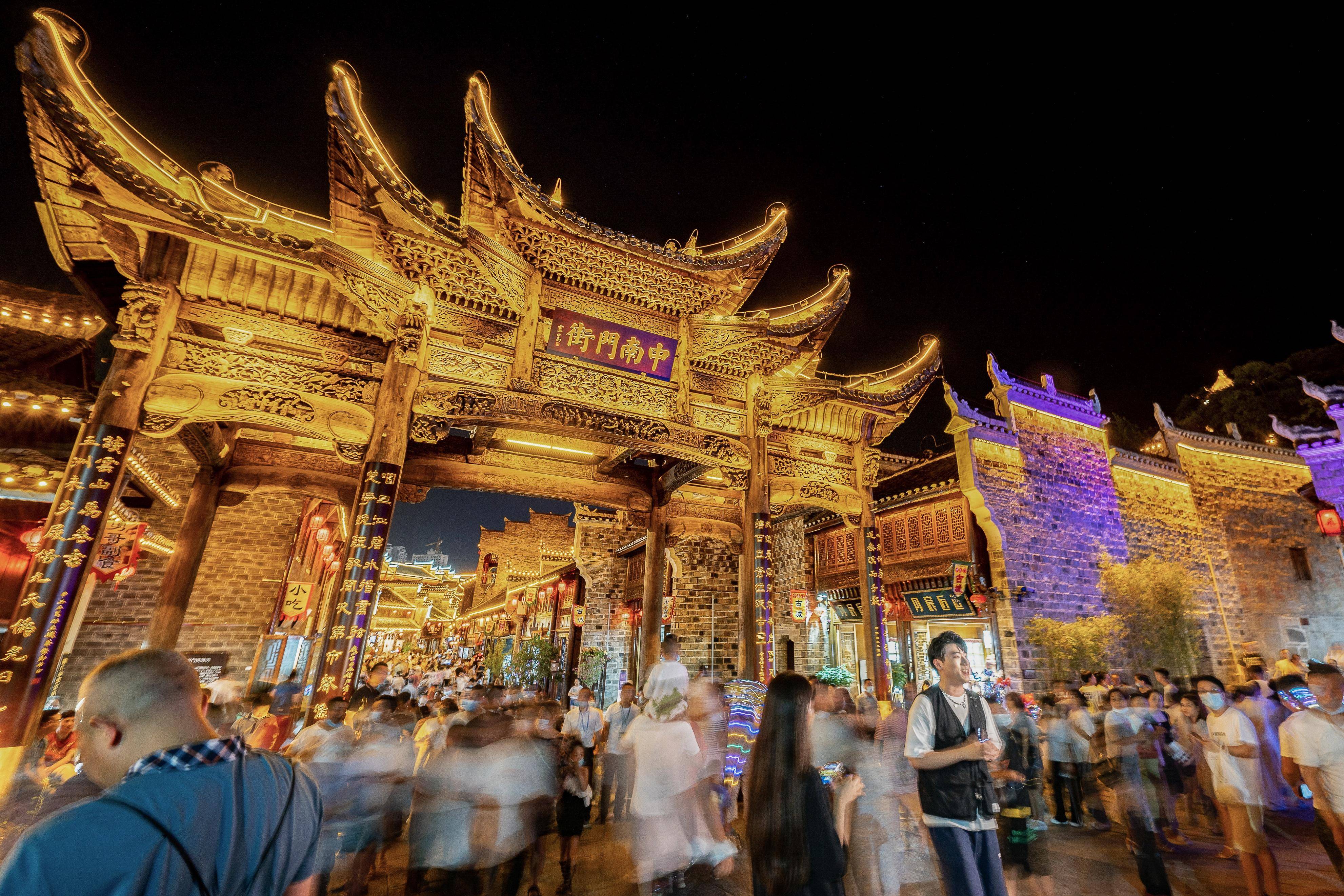 打个飞的到铜仁,最低只要99元,宝藏攻略都在这里_贵州_梵净山_温泉