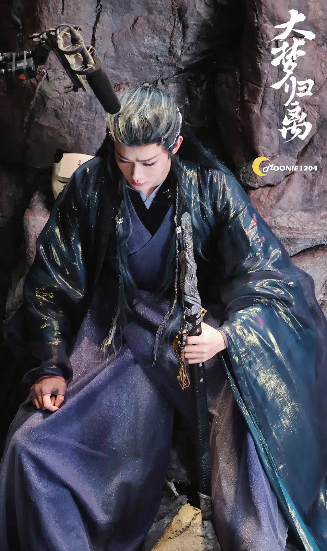 17娱乐瓜:热巴龚俊肖战李现唐嫣罗云熙朱一龙李沁谭松韵田嘉瑞_时尚