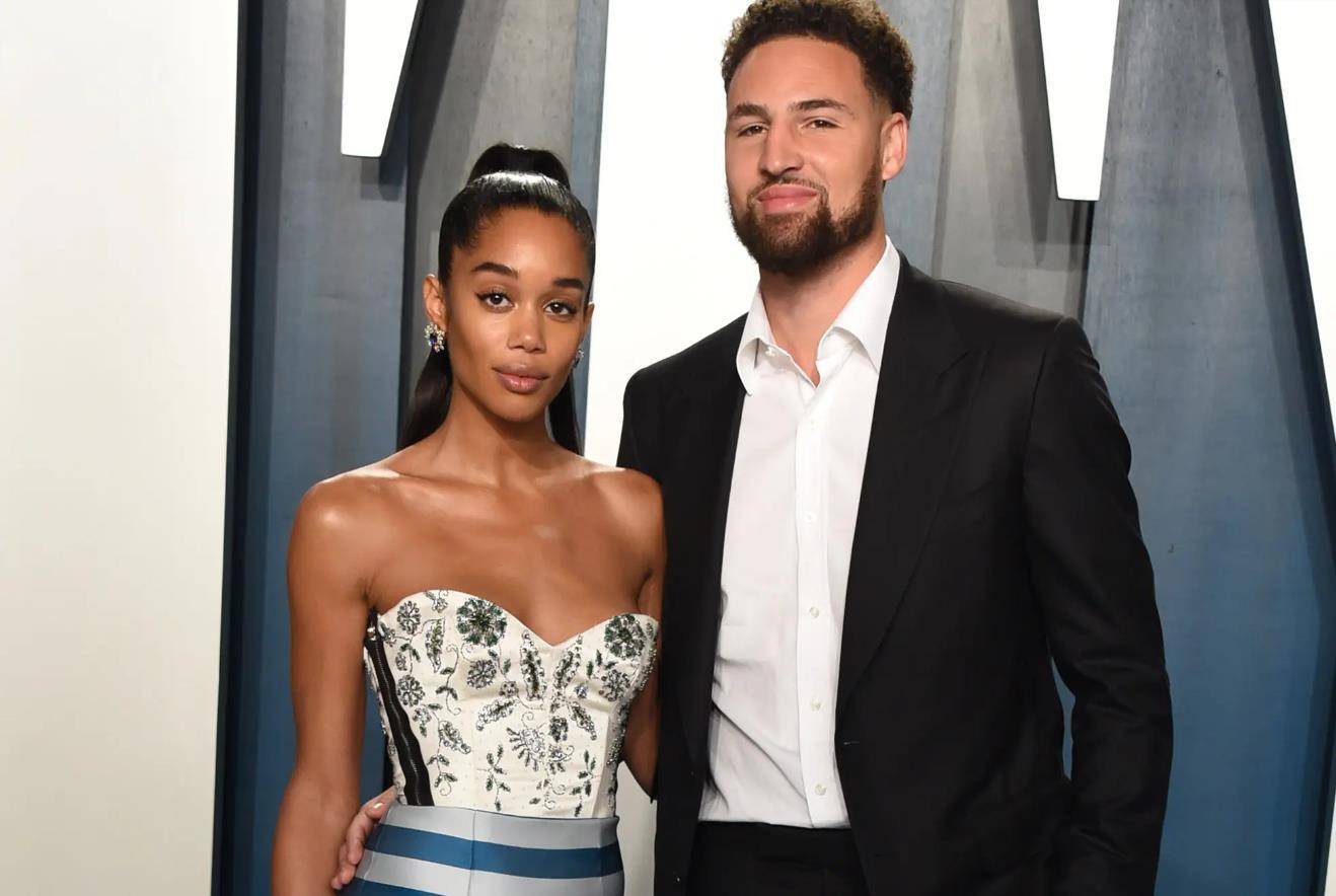 懒理nba交易传闻,克莱汤普森与女友旧情复燃_劳拉_勇士队_球员