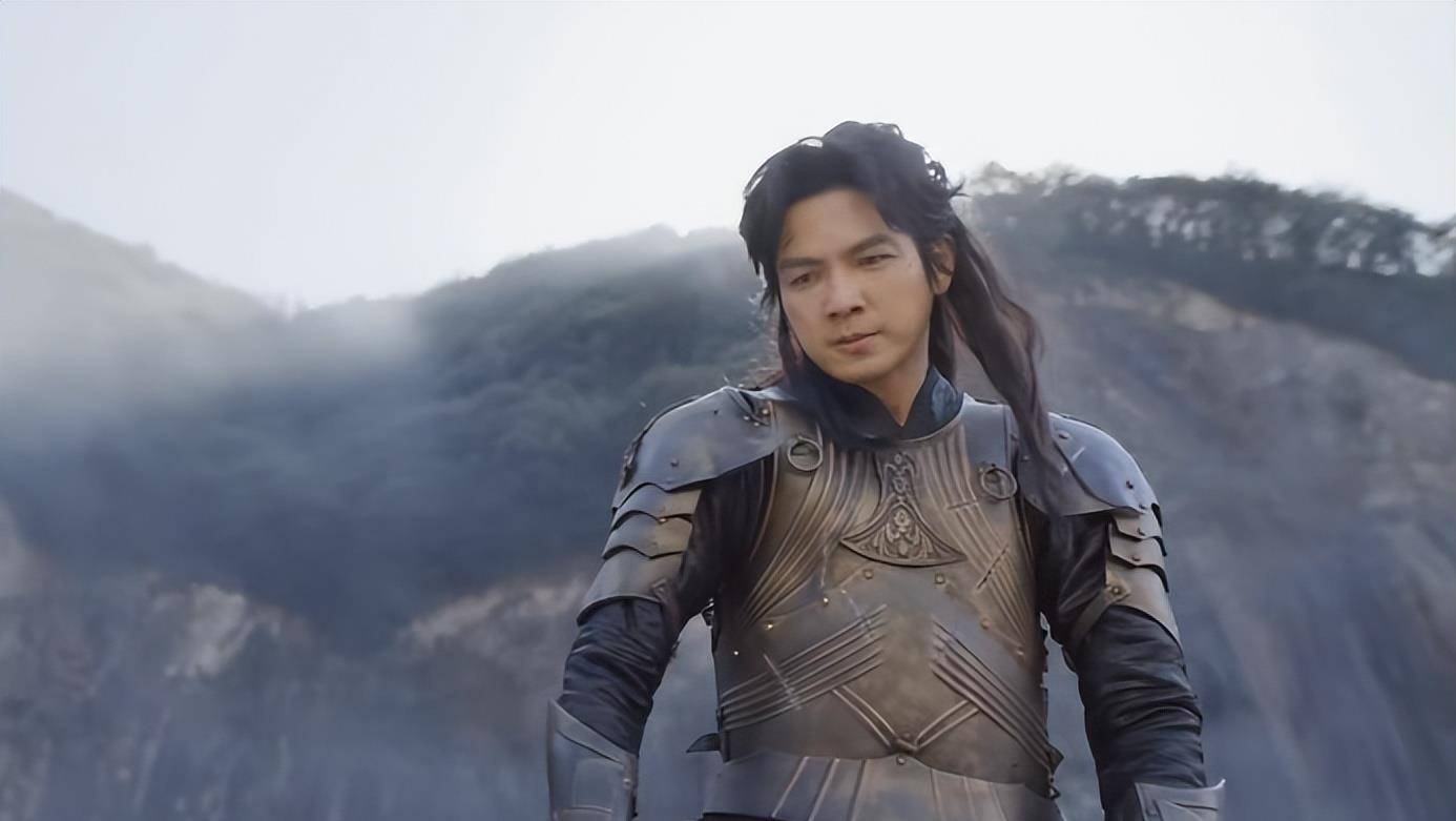 32岁肖战新剧演"儿子",喊大17岁的钟汉良"爹爹"_年纪_观众_角色