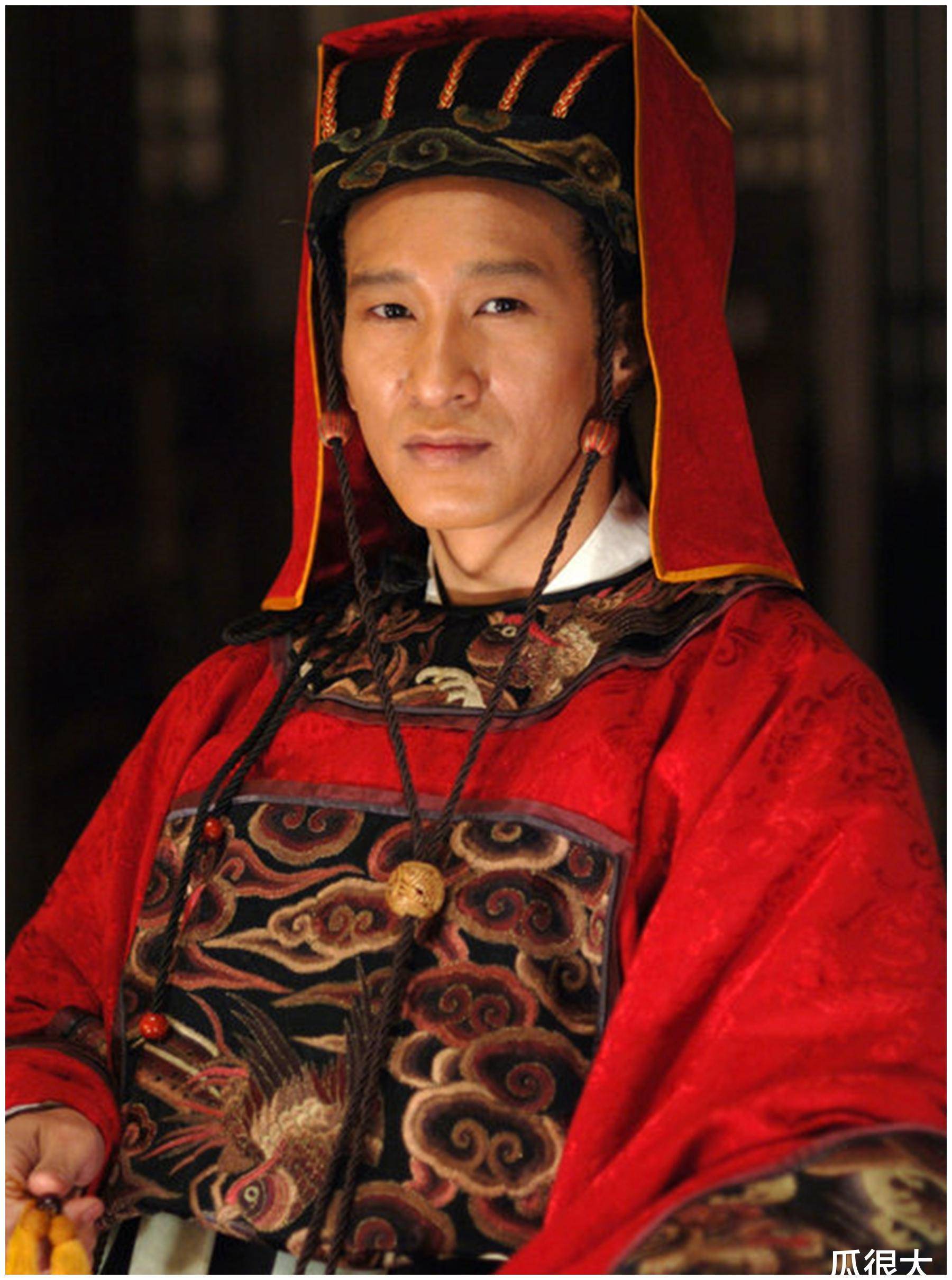 2007年,《大明王朝1566》剧组找到了王劲松.