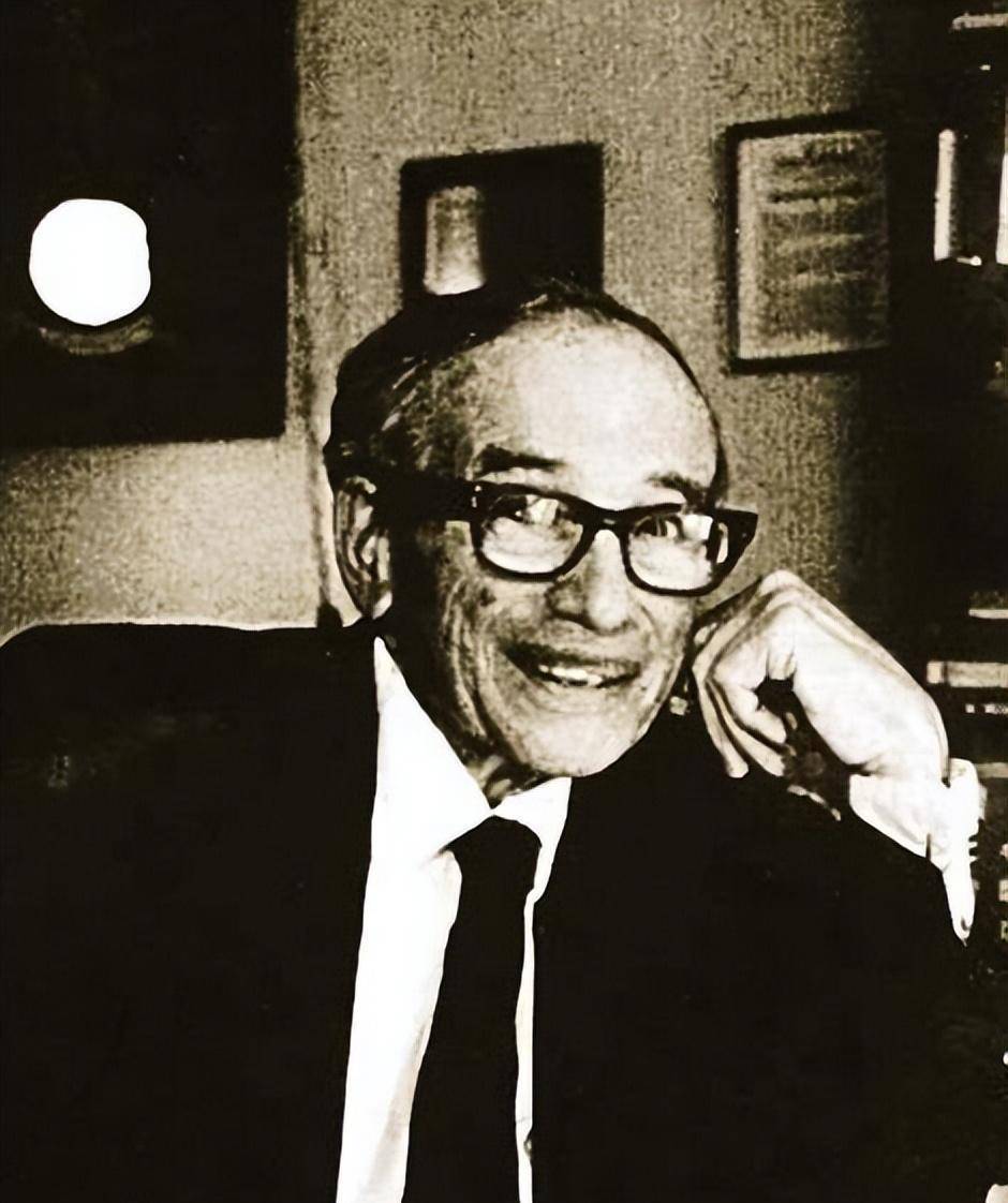 股神巴菲特经历了什么?为何怒气直言?_午餐_赵丹阳_朱晔