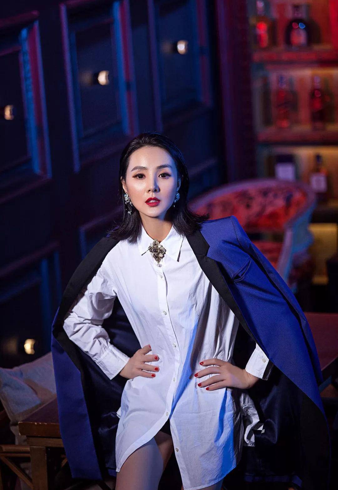 她"一脱成名",敢掌掴陈宝国,演技吊打章子怡,出道23年0绯闻_姜宏波