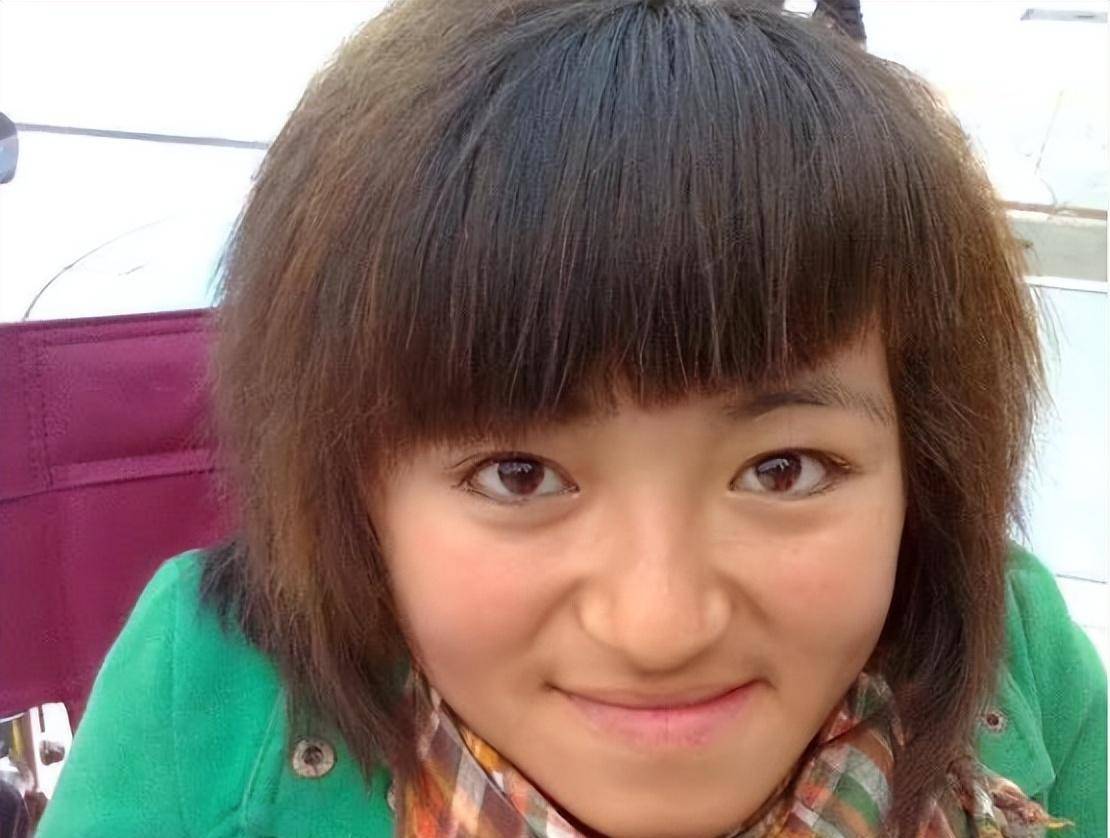 袖珍女孩李喜梅,身高80厘米,连嫁两任帅小伙,如今靠自己当总裁_沈阳