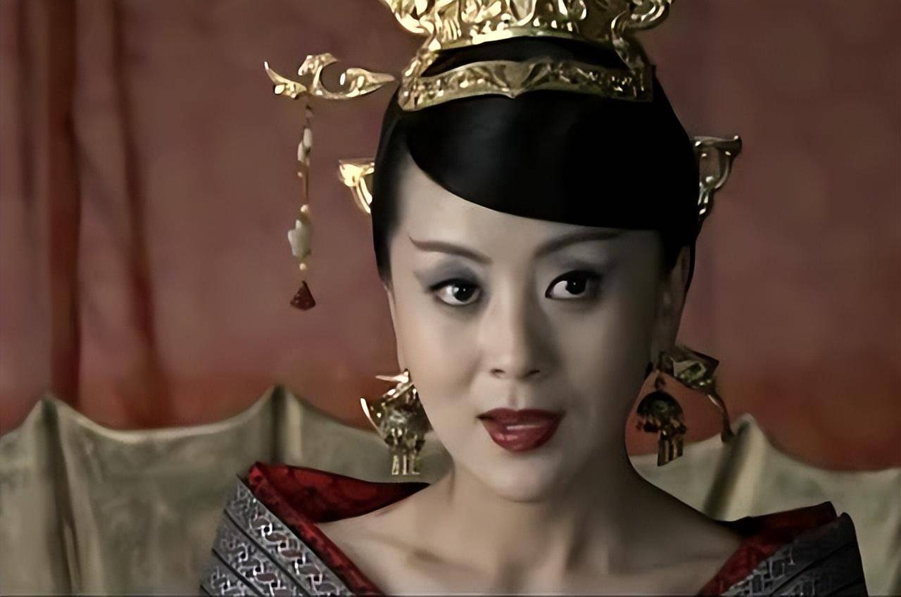 傅昭仪:汉元帝宠妃,差点让王政君母子被废,身后依然一场空_史丹_儿子