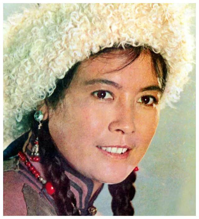 杨雅琴:《苦菜花》中的美丽娟子,53岁去世,两任丈夫拒出席葬礼_演艺