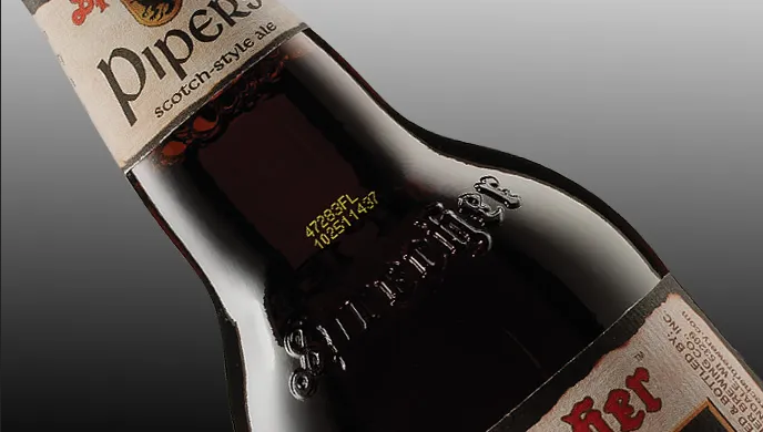 多种类型玻璃瓶打码机及玻璃瓶喷码机可在玻璃上进行标识