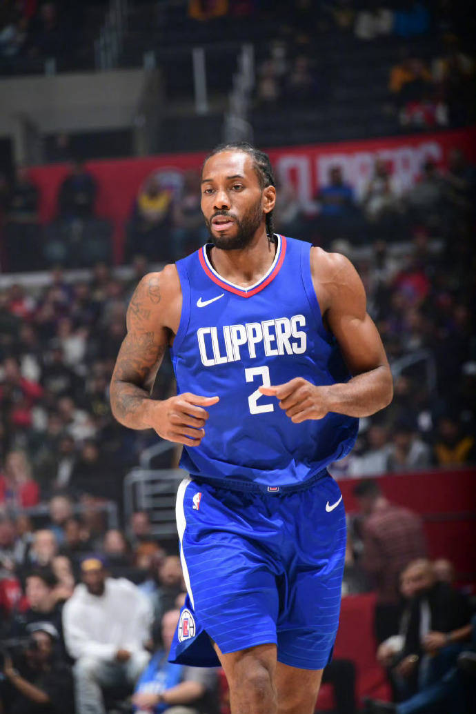 小卡25分11板10助,哈登23分10助,同砍20分10助_快船_上半场_伦纳德