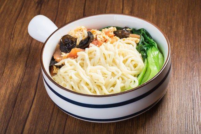 张红甫教你做家的味道:西红柿鸡蛋手擀面的制作心得