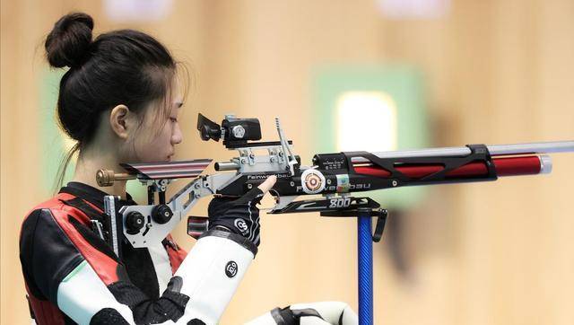 东京首金得主杨倩无缘巴黎奥运会 17岁小将出征_体育_球员