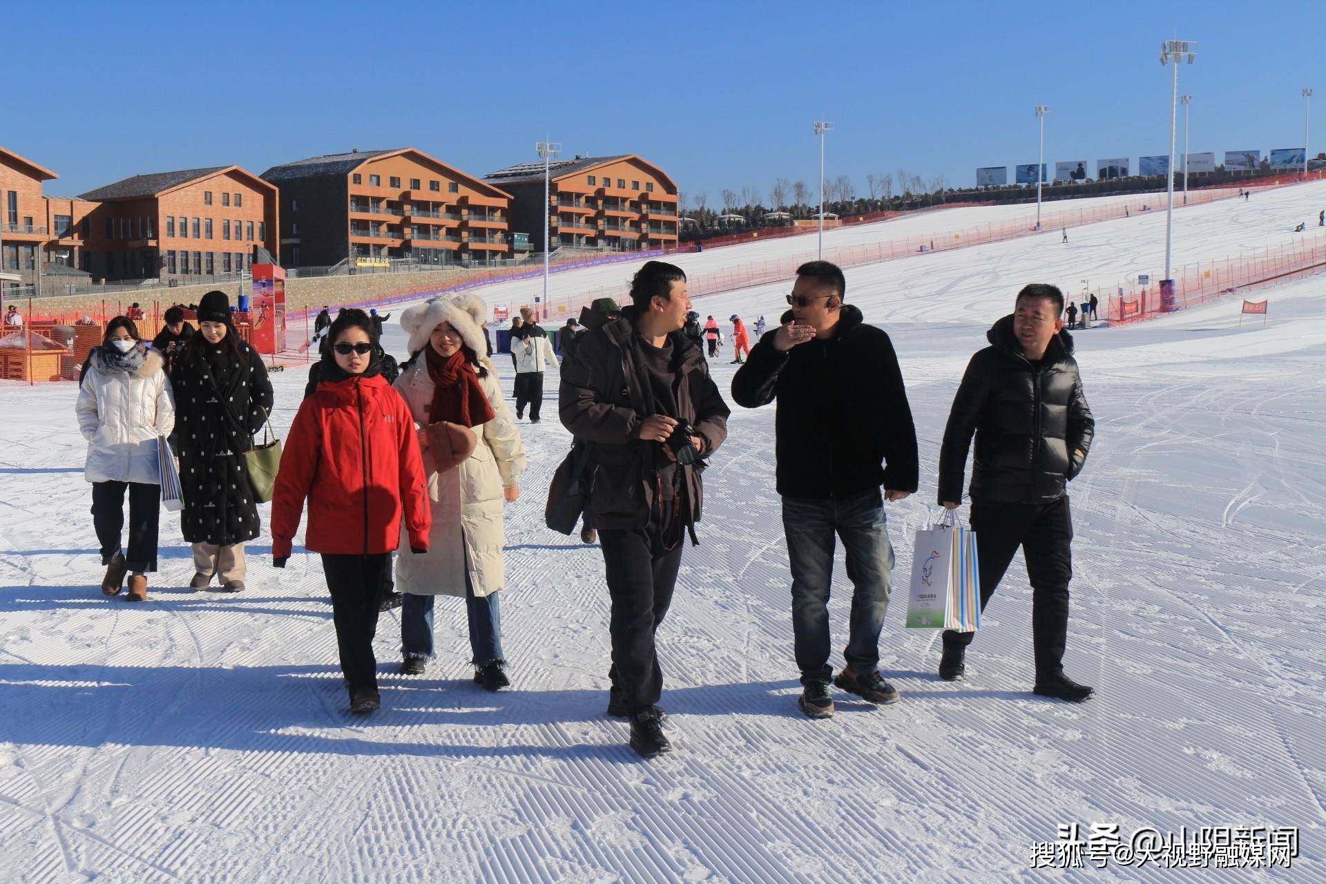 朔州滑雪图片