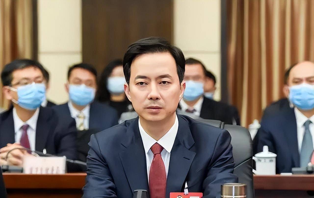 全国省会城市最年轻的市长,还是清华博士_马宁宇_的发展_贵阳市