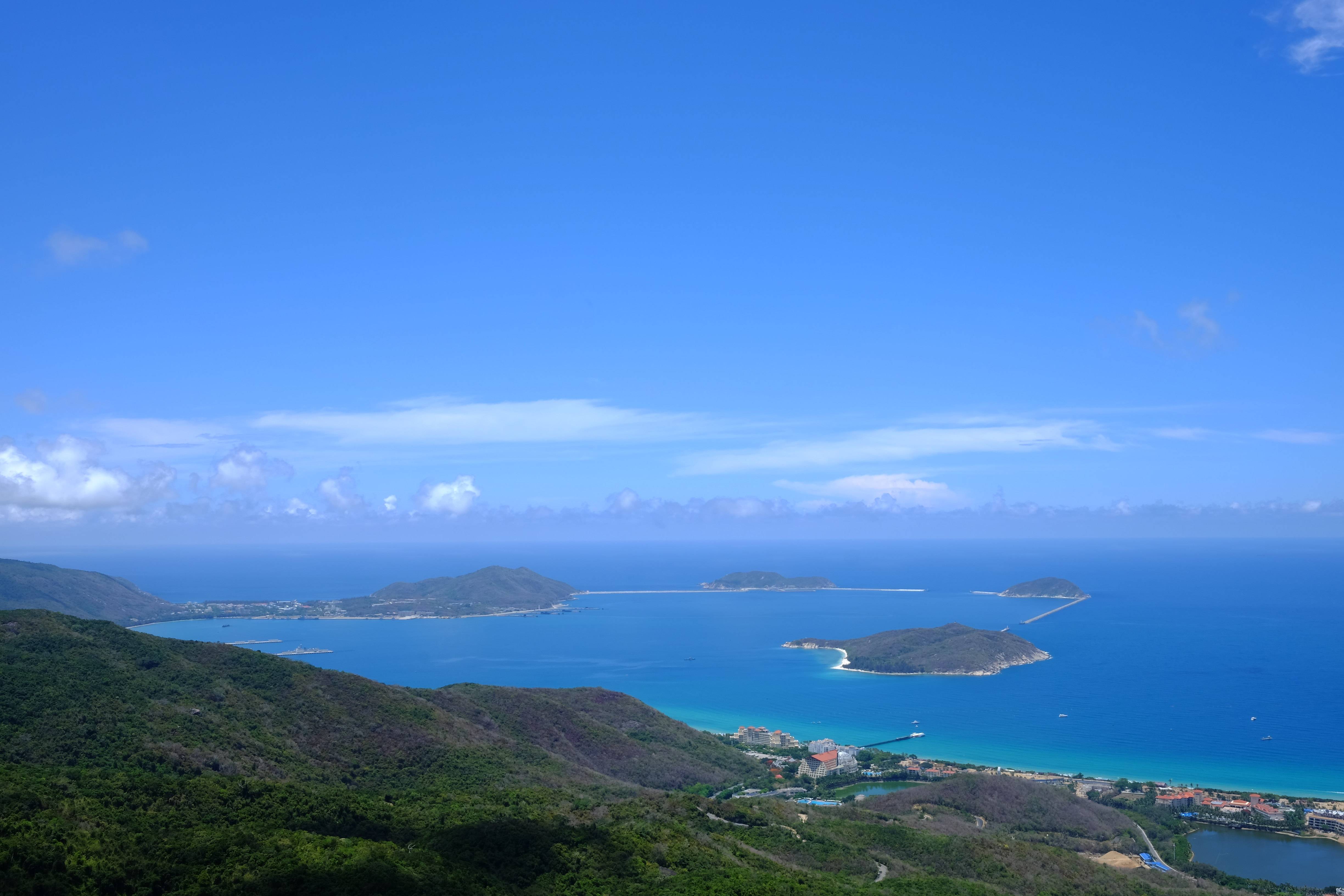 亚龙湾海水图片