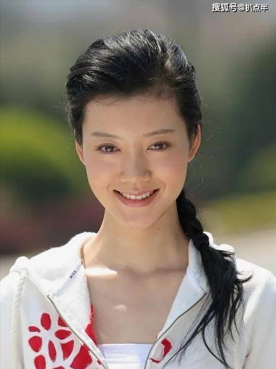 马苏被拍变化大,美人迟暮?