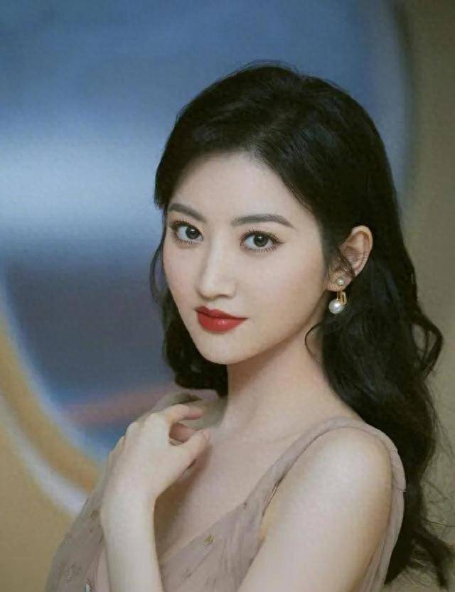 张继科偷拍,有人求景甜私密照,女性竟成为了话题焦点?_隐私_事件_问题