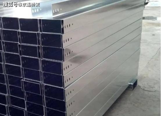 托盘式桥架安装方式_托盘式桥架_托盘式桥架安装大样图