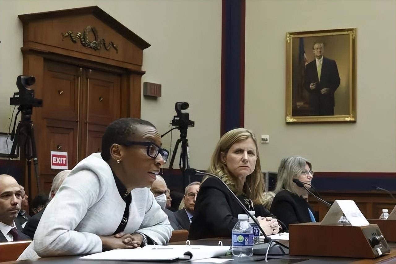 哈佛校长事件余波:藤校危机,录取率上升,近年是冲顶校的好时机吗_美国