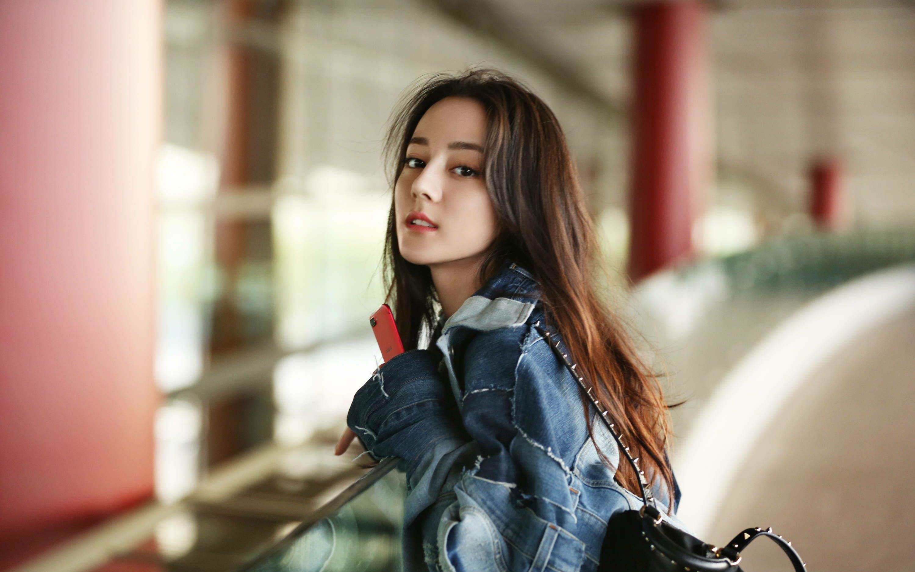 娱乐大爆料:迪丽热巴,张译,张子枫,张凌赫,汪峰,王大陆_蔡卓_公司