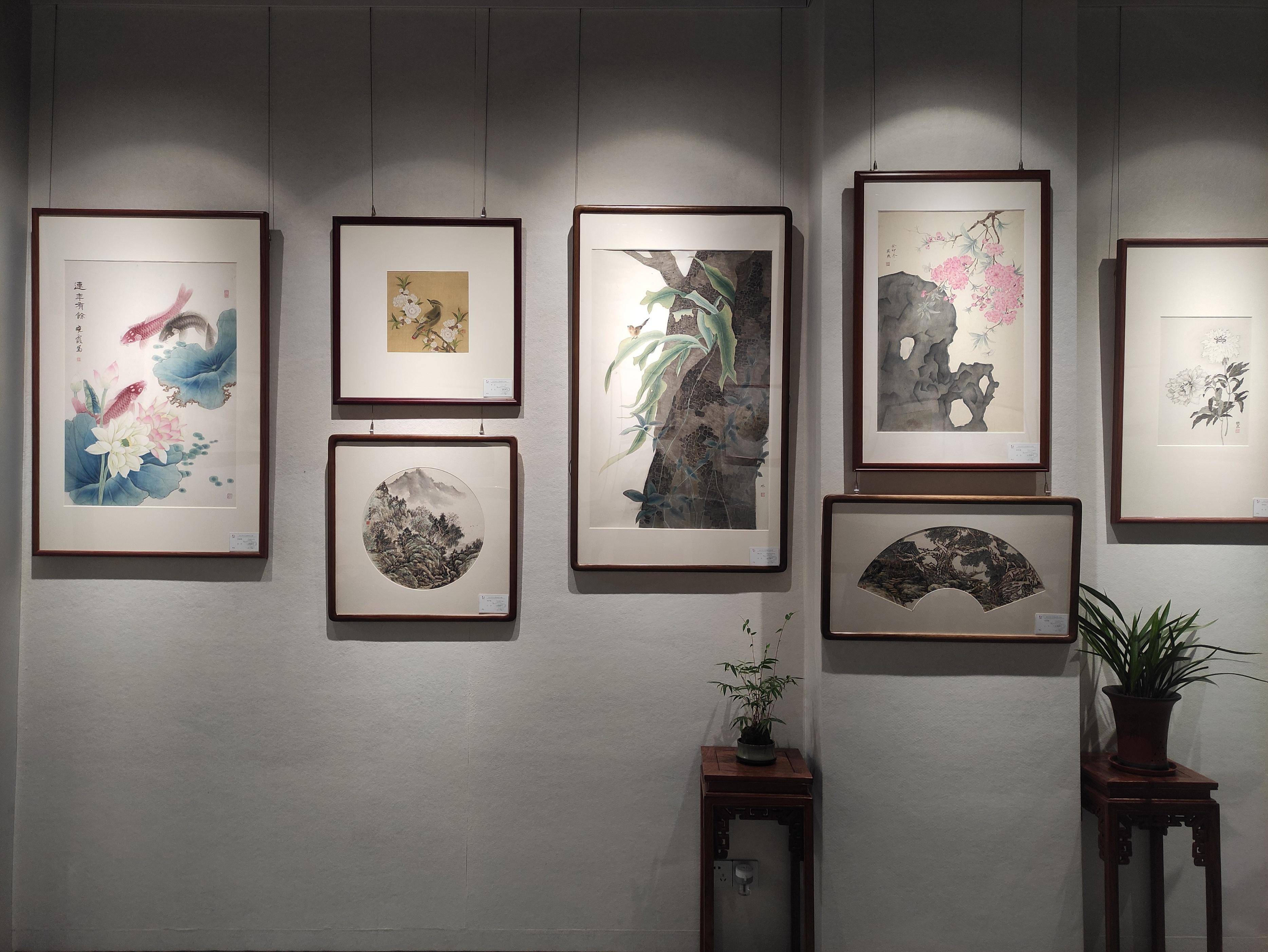 詹小冰 曾 媛 曾桂芝 曾超挺李 志 李 慧 雷一鸣 梁佩诗 许群体林铁花