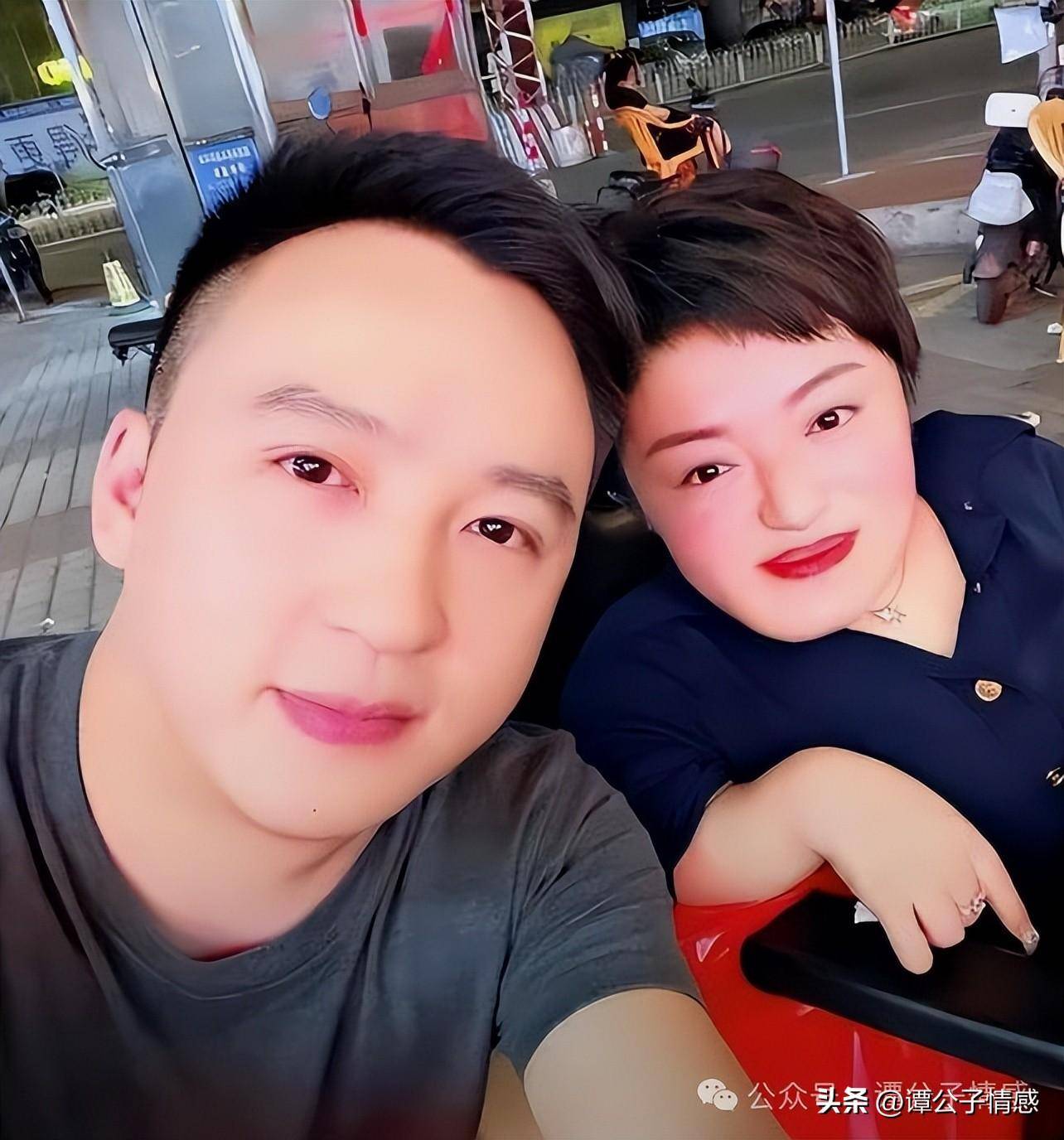 而她的新郎何伟豪,却是名高大帅气的男子,大学文化,今年只有26岁,而且