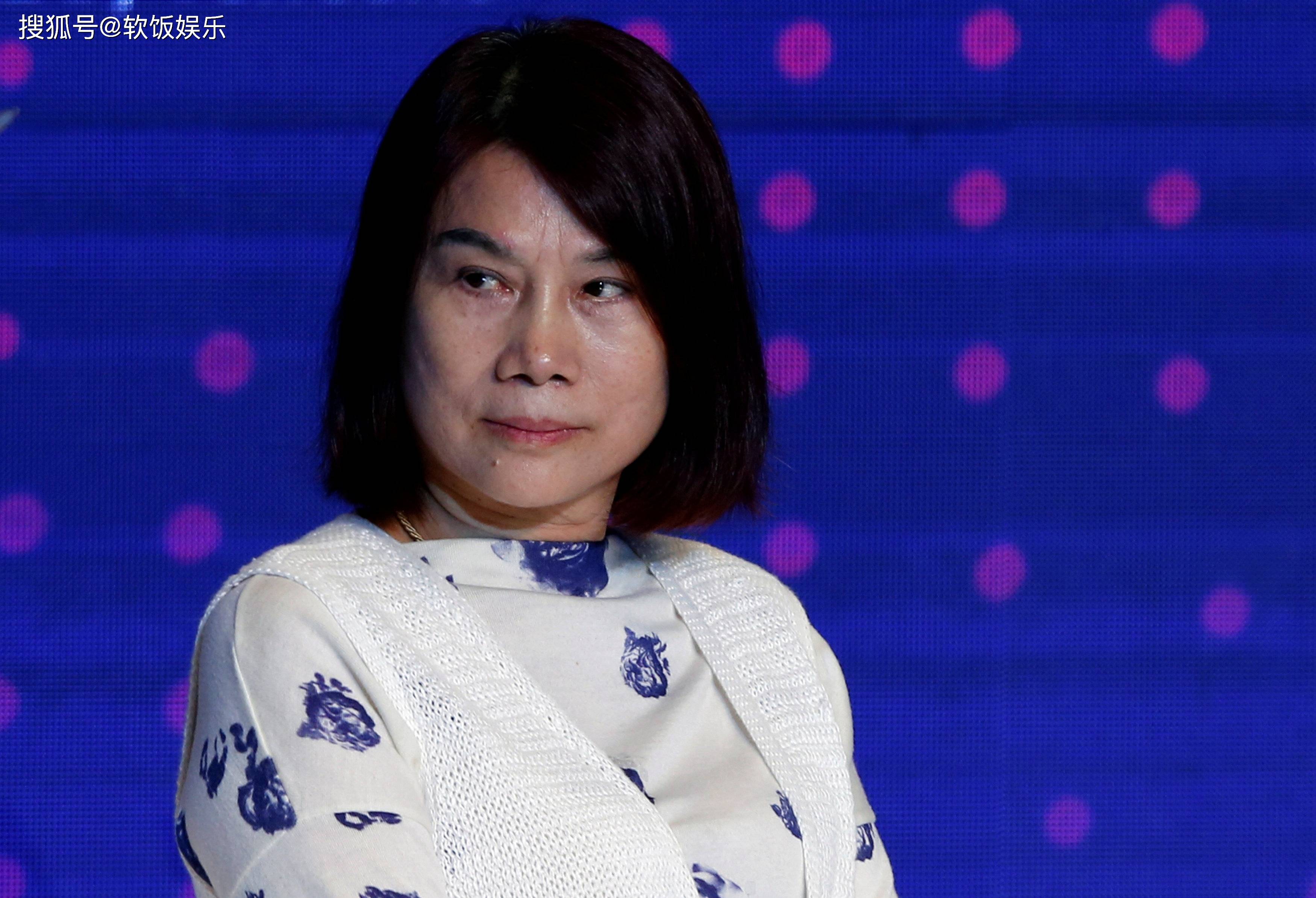 铁娘子董明珠高调发声!多拿2亿元奖励员工,无视股价波动引热议