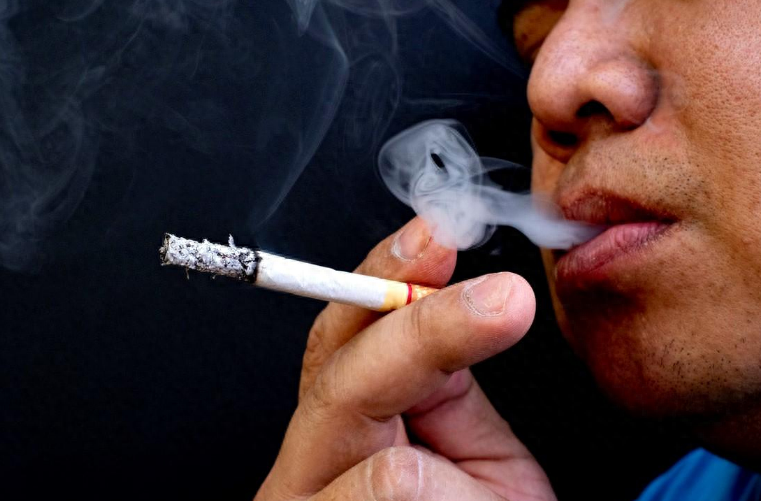 吸烟有害健康是"大骗局",尼古丁根本不致癌?告诉你真相