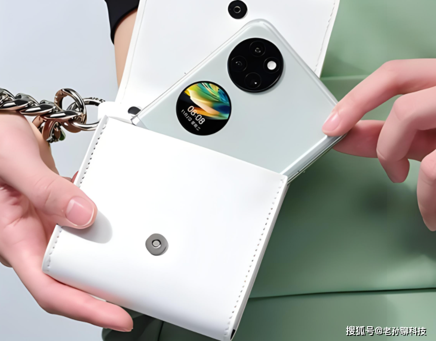 华为小折叠屏曝光,麒麟5g芯片加持,价格给力,春节后发布?