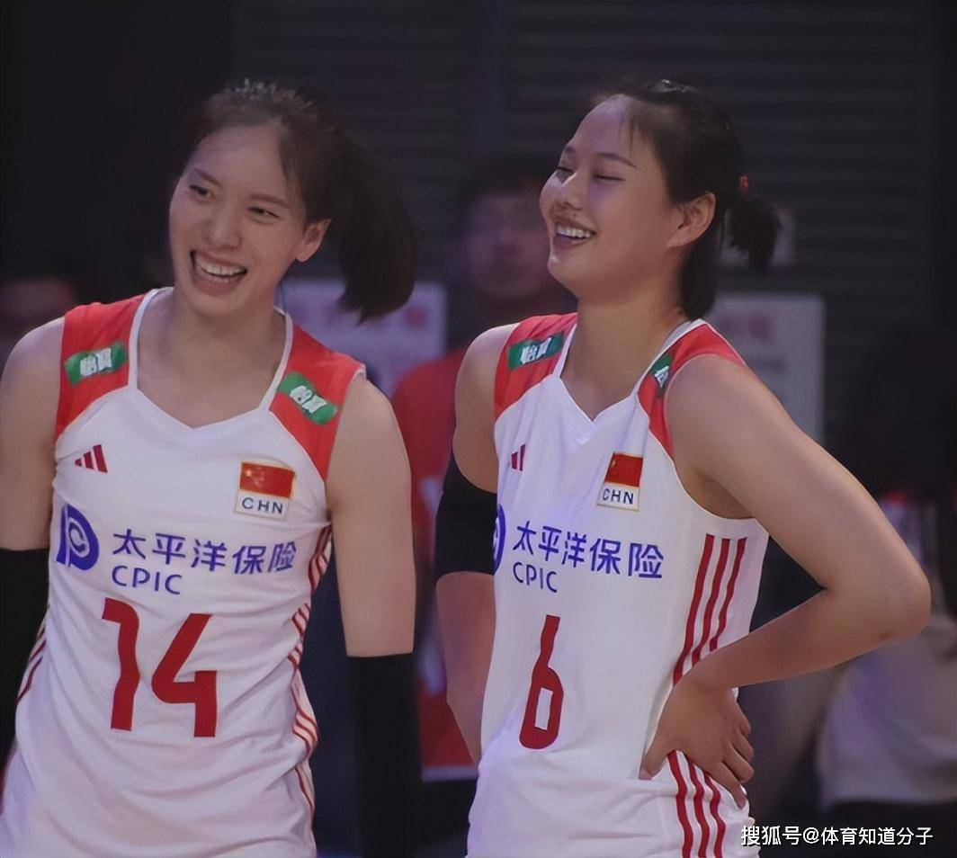 女排跑动接应攻击力强,网友:未来顶替龚翔宇_郑益_中国女排_比赛