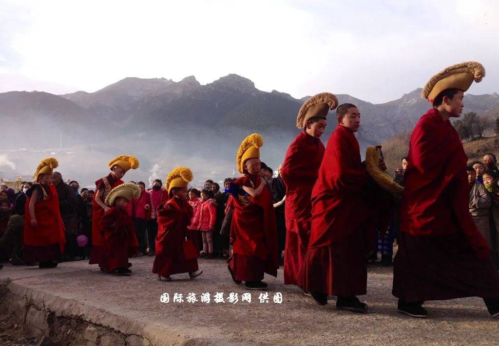徐长红:中国民俗摄影家协会会员,欧洲摄影学会特约摄影师,国际旅游