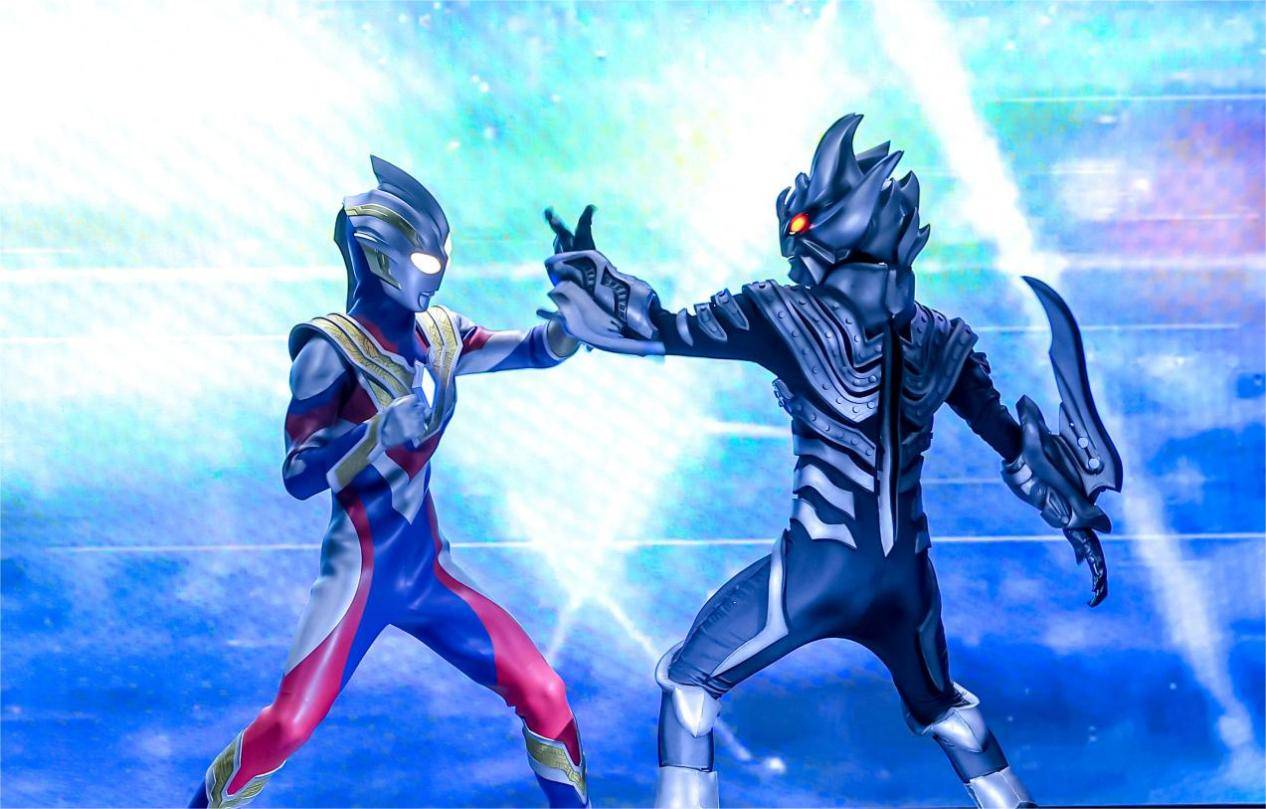 0",以空前的内容体量与完备,创新的产品体系,完成 海昌"奥特曼系列