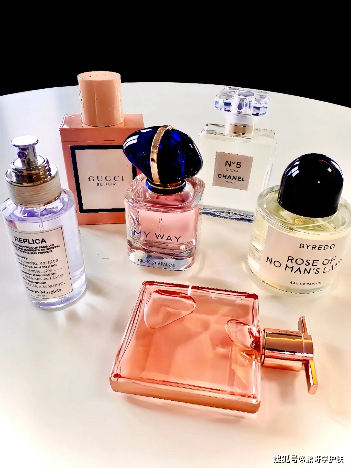 秋冬季节想要温柔感千金香的,这6款大牌香水是否能带给你温柔_玫瑰