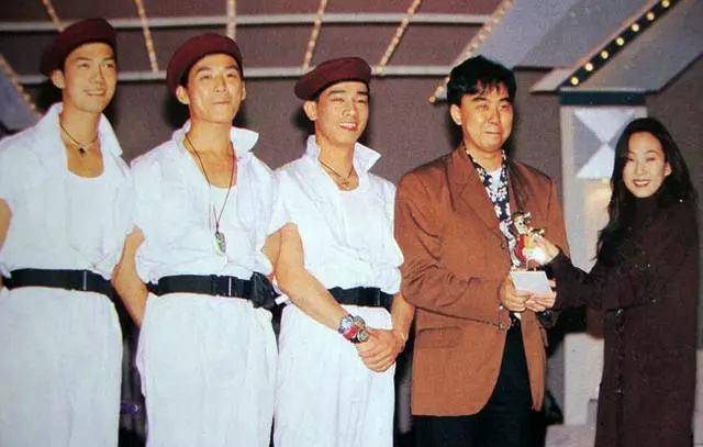 陈小春:血汗换来上亿身价,贤妻治愈暴脾气,弟弟却是他永远的伤_应采儿