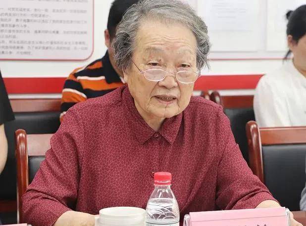 原创            从江苏吴县走出来的国医大师，有这样一位著名的中医肺系疾病专家